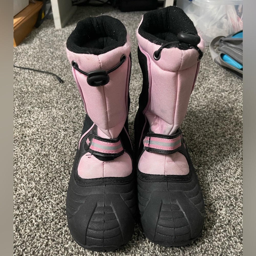 Totes Pink & black water resistant snow boots 5 Girl’s